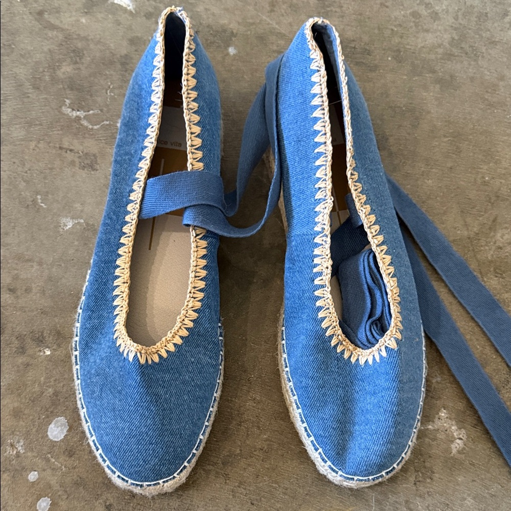 Dolce Vita Blue Canvas Espadrille Flats with Ankle Ties - Picture 2 of 3